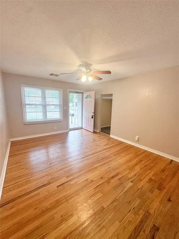 Photo 9 — 4400 N Wheeler Avenue, Bethany, OK 73008