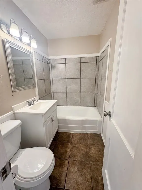 Photo 14 — 4400 N Wheeler Avenue, Bethany, OK 73008