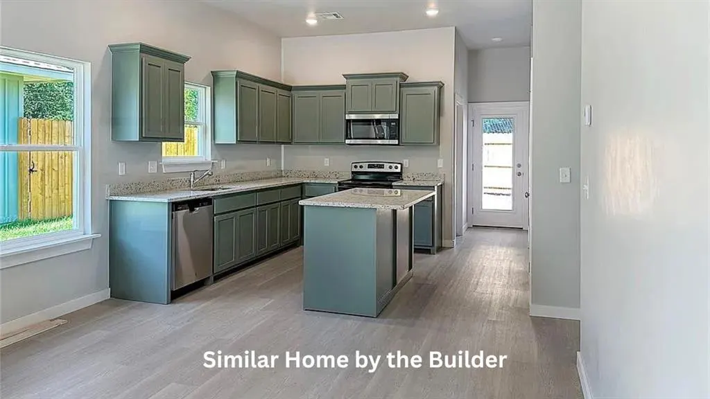 Photo 4 — 2103 SW Douglas Avenue, Lawton, OK 73501