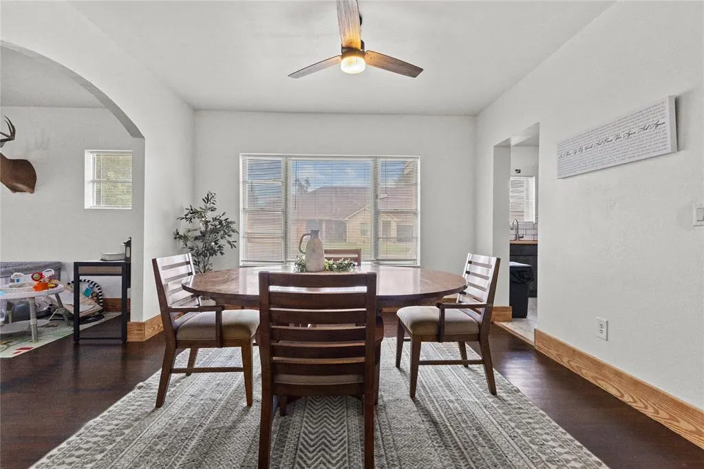 Photo 9 — 588 N Arapaho Avenue, Hydro, OK 73048