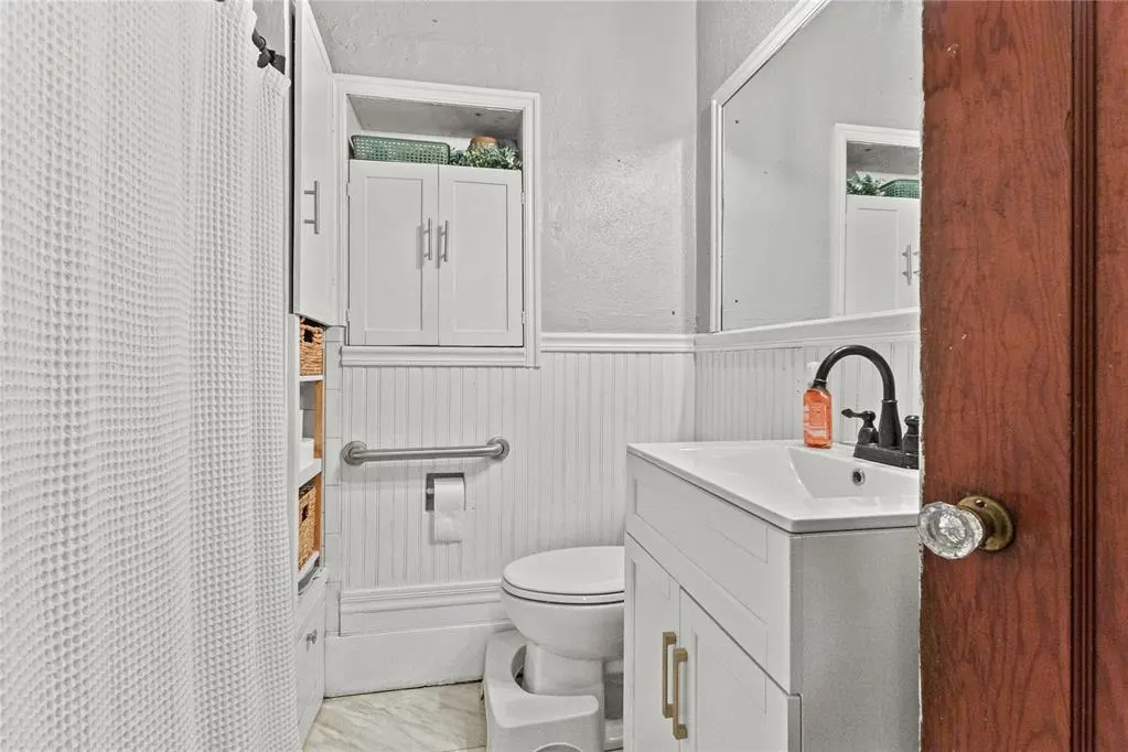 Photo 17 — 588 N Arapaho Avenue, Hydro, OK 73048