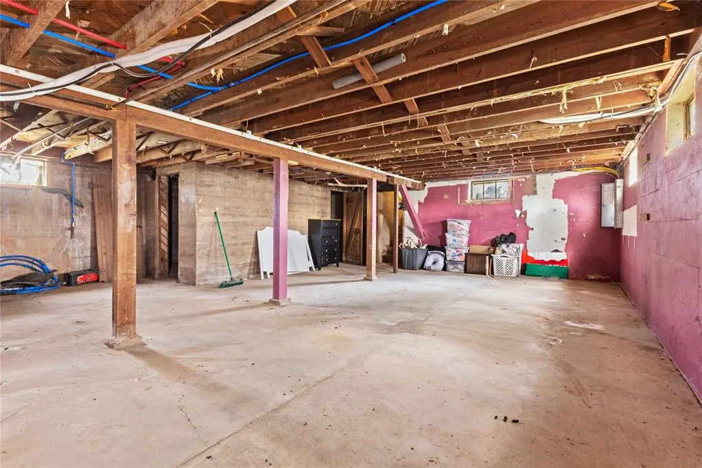 Photo 21 — 588 N Arapaho Avenue, Hydro, OK 73048