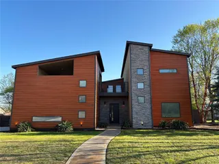 Sold home at 1812 Creighton Court
