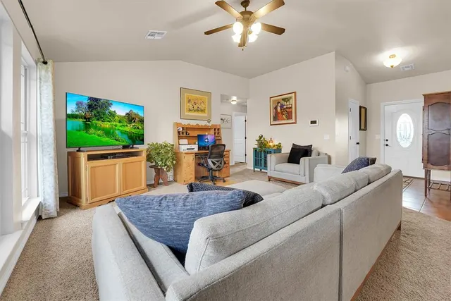 Photo 6 — 121 Ranch Road, Elk City, OK 73644