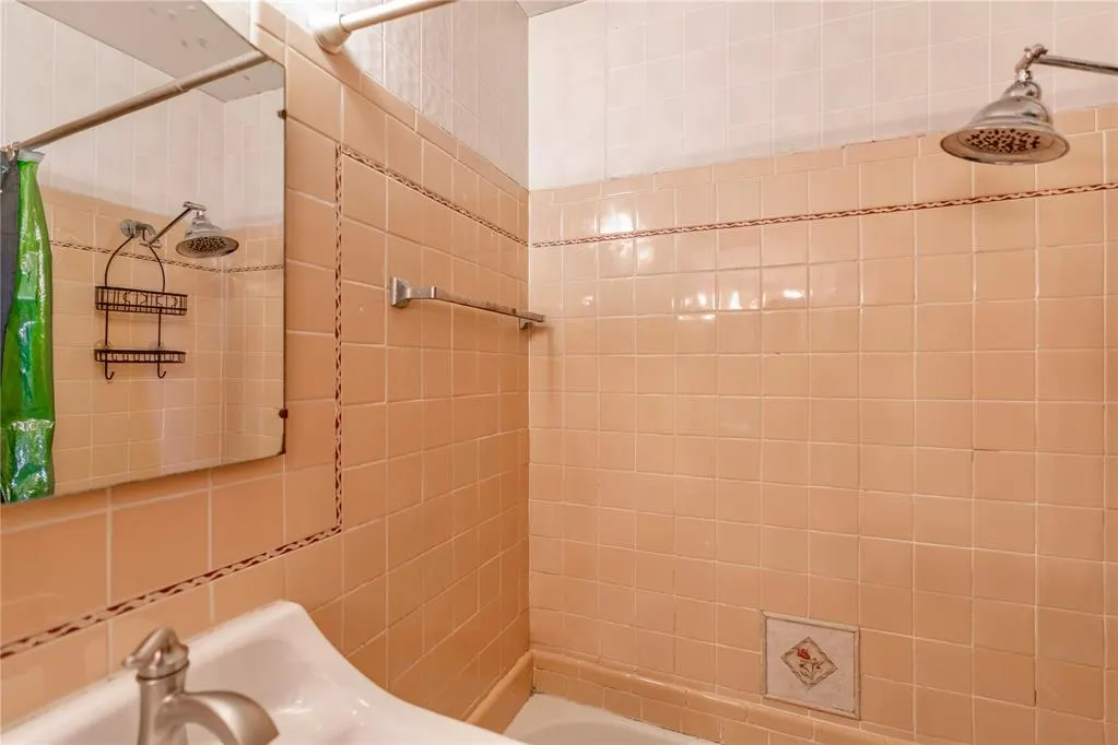 Photo 11 — 2621 NW 32nd Street, Oklahoma City, OK 73112
