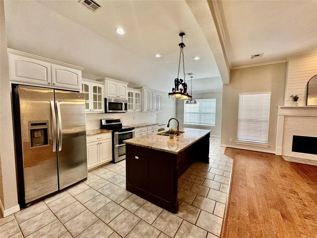 Photo 15 — 208 E 113th Street, Jenks, OK 74037