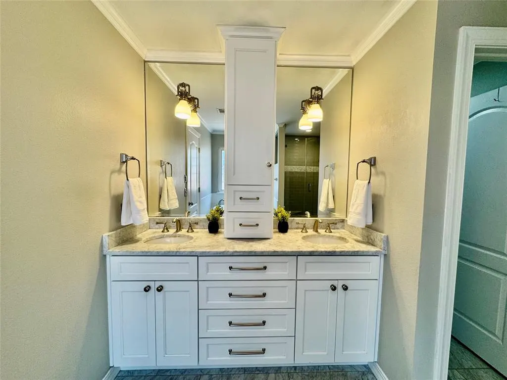 Photo 32 — 208 E 113th Street, Jenks, OK 74037