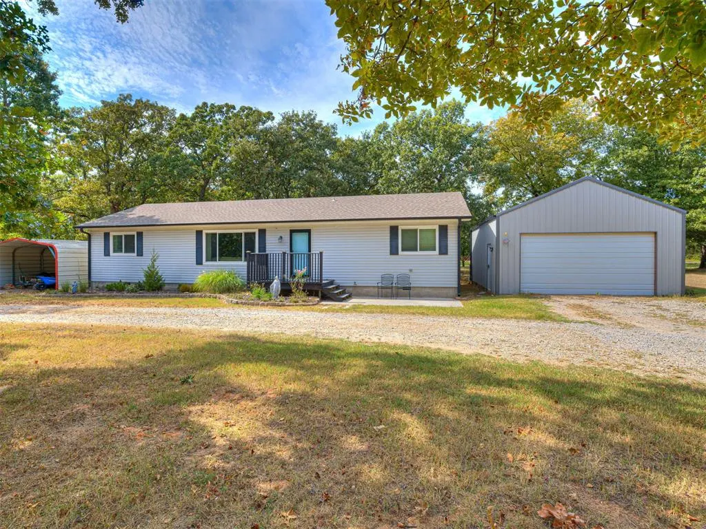 Front exterior — 2 Timber Oaks Road, McLoud, OK 74851