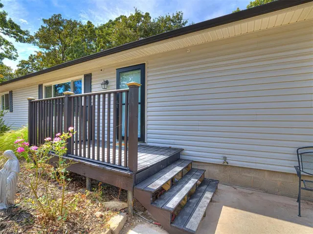 Photo 4 — 2 Timber Oaks Road, McLoud, OK 74851