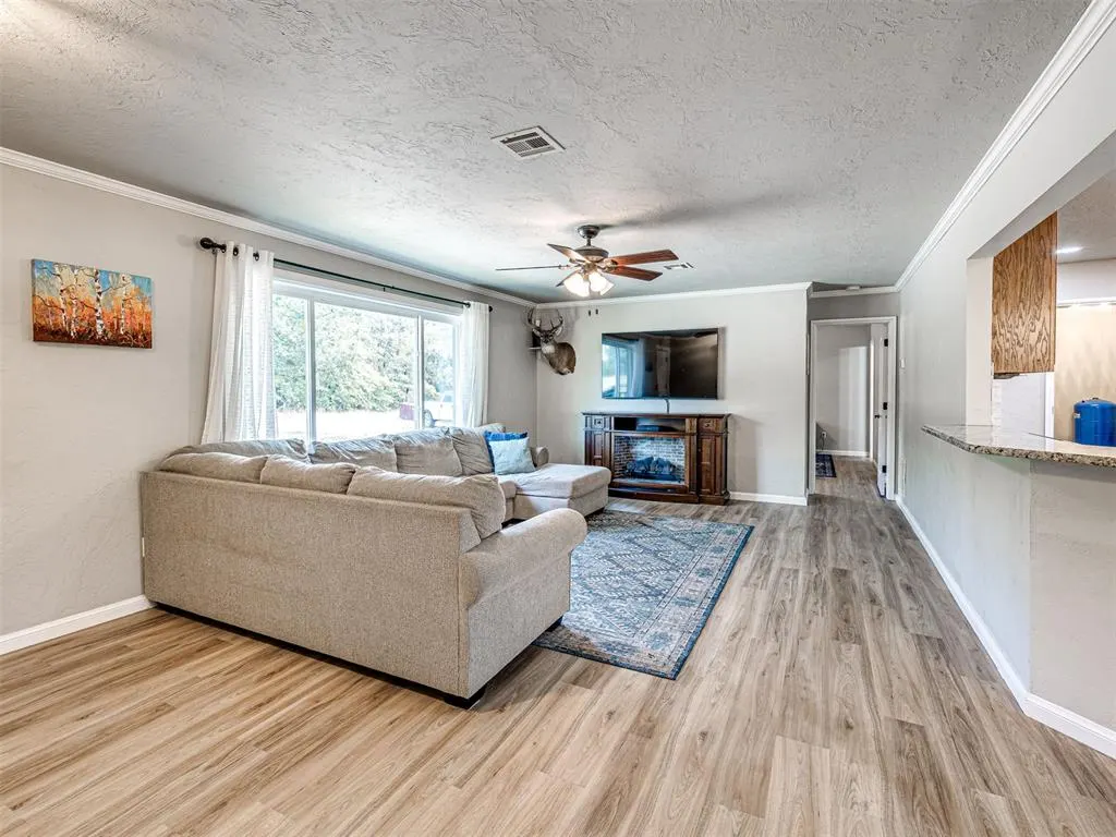 Photo 6 — 2 Timber Oaks Road, McLoud, OK 74851