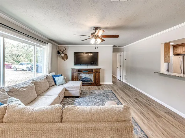 Photo 7 — 2 Timber Oaks Road, McLoud, OK 74851