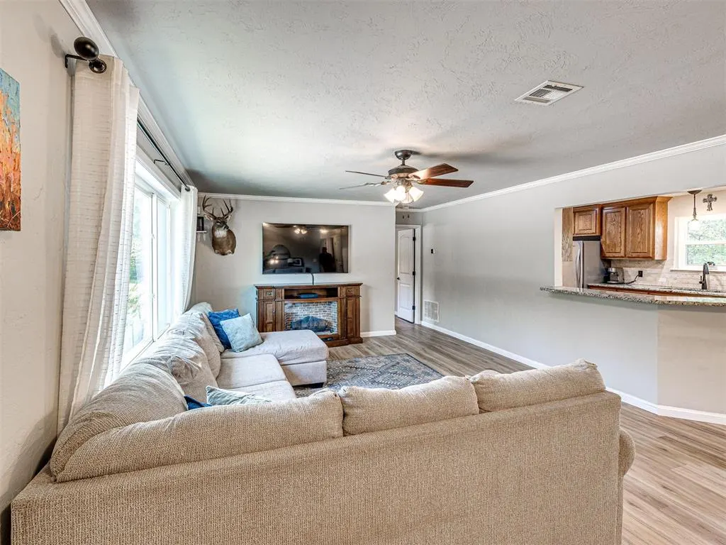 Photo 8 — 2 Timber Oaks Road, McLoud, OK 74851