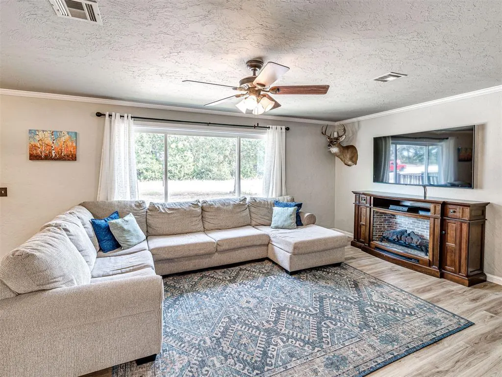 Photo 9 — 2 Timber Oaks Road, McLoud, OK 74851