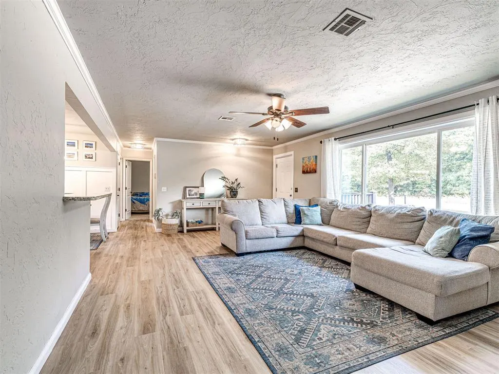 Photo 10 — 2 Timber Oaks Road, McLoud, OK 74851