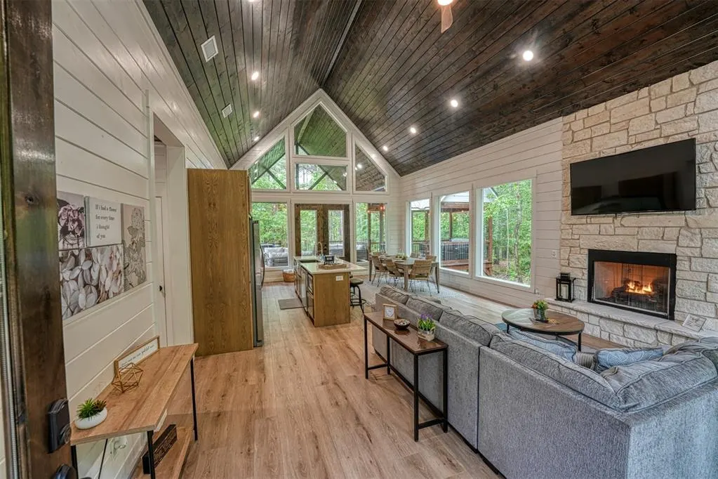 Photo 22 — 50 Twisted Elm Trail, Broken Bow, OK 74728