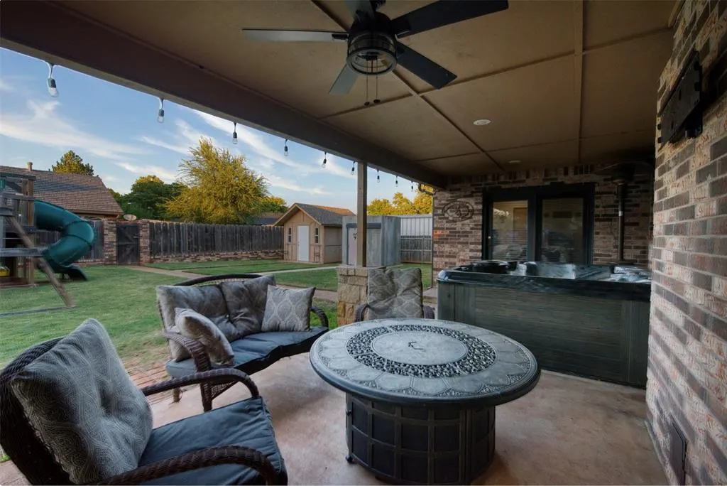 Photo 8 — 1409 Dalton Avenue, Elk City, OK 73644