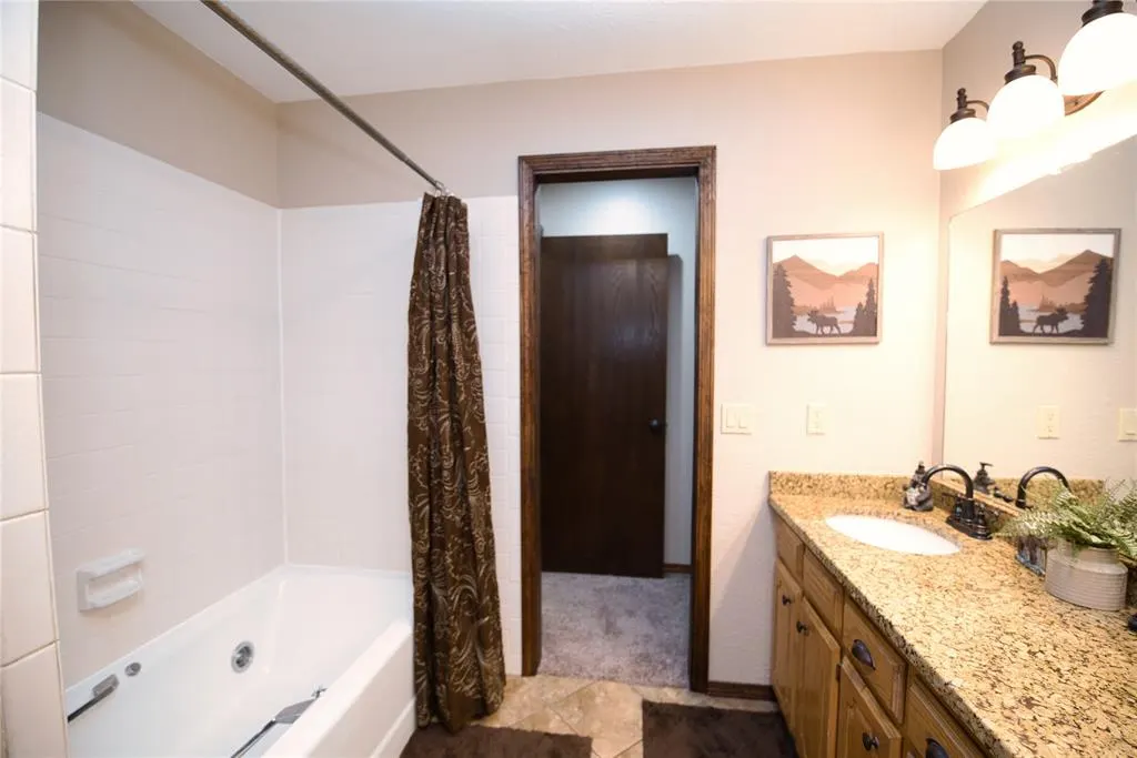 Photo 41 — 1409 Dalton Avenue, Elk City, OK 73644