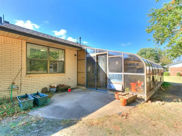 Photo 4 — 19901 Prairie View Road, Tecumseh, OK 74873
