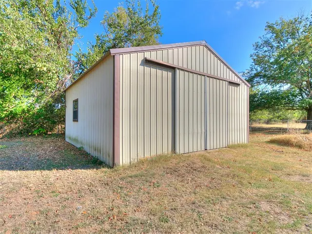 Photo 6 — 19901 Prairie View Road, Tecumseh, OK 74873