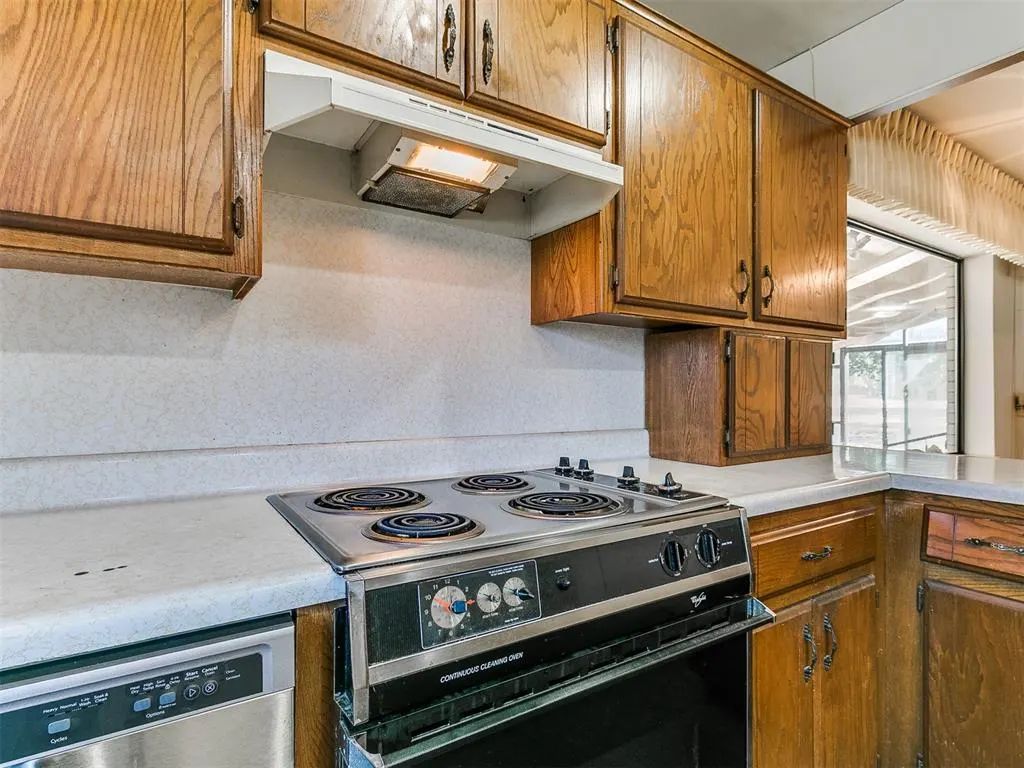 Photo 17 — 19901 Prairie View Road, Tecumseh, OK 74873