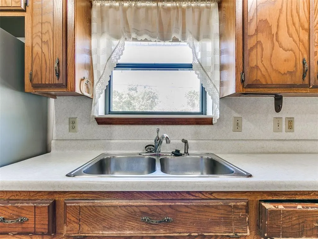 Photo 19 — 19901 Prairie View Road, Tecumseh, OK 74873