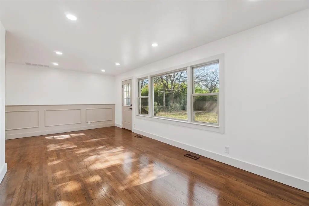 Photo 11 — 1222 Windsor Way, Norman, OK 73069