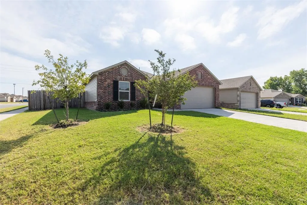 Photo 4 — 1621 W Chuck Wagon Drive, El Reno, OK 73036