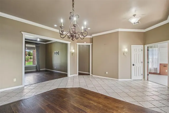 Photo 7 — 409 Heritage Green Road, Edmond, OK 73003