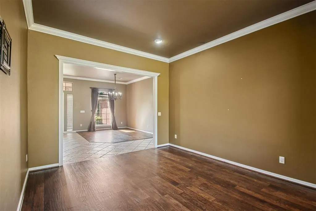 Photo 11 — 409 Heritage Green Road, Edmond, OK 73003