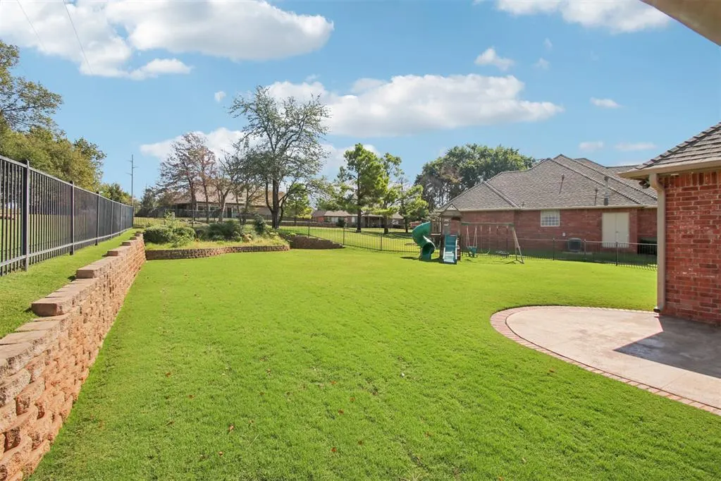 Photo 46 — 409 Heritage Green Road, Edmond, OK 73003