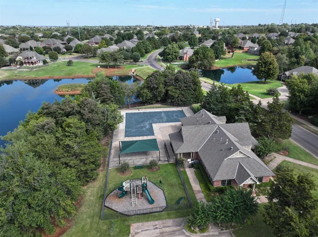 Photo 49 — 409 Heritage Green Road, Edmond, OK 73003
