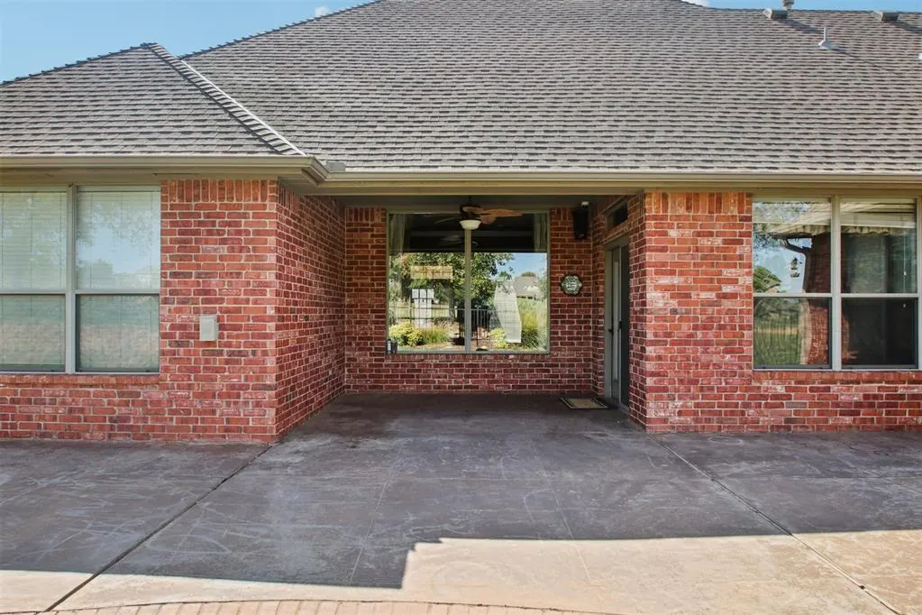 Photo 45 — 409 Heritage Green Road, Edmond, OK 73003
