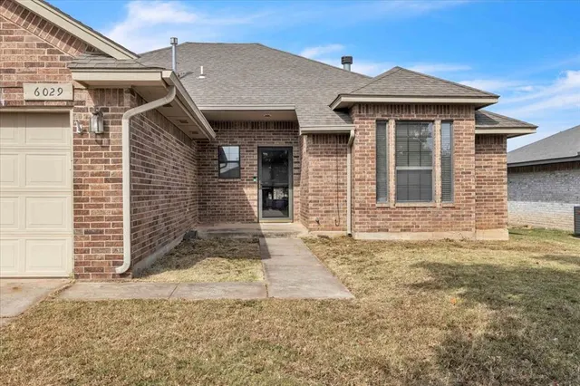 Photo 3 — 6029 SE 83rd Place, Oklahoma City, OK 73135