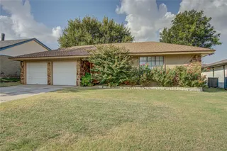 Sold home at 8305 NW 86th Street