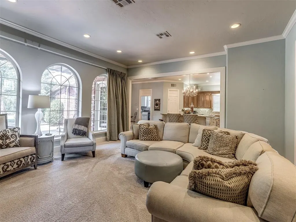 Photo 14 — 11309 Greenbriar Chase, Oklahoma City, OK 73170