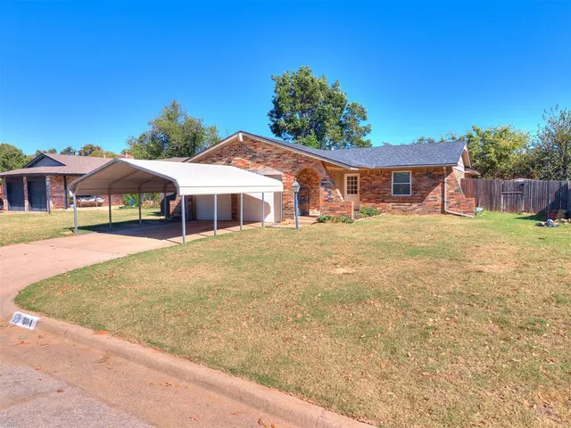 Photo 3 — 804 N Anita Drive, Oklahoma City, OK 73127