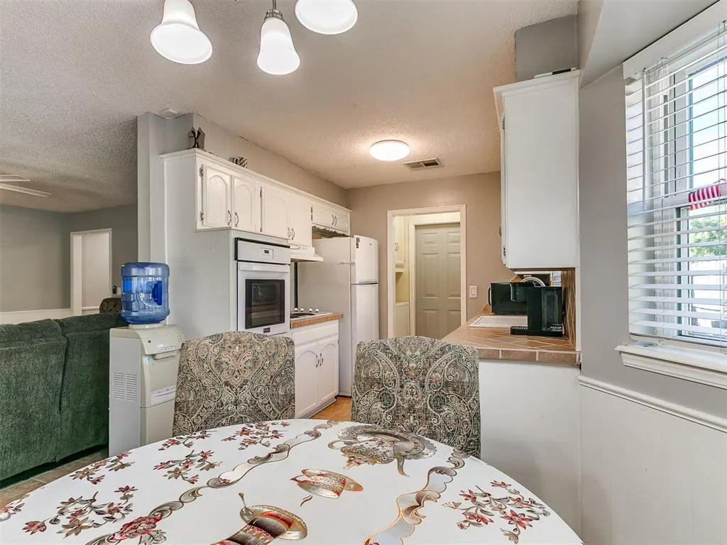 Photo 9 — 804 N Anita Drive, Oklahoma City, OK 73127