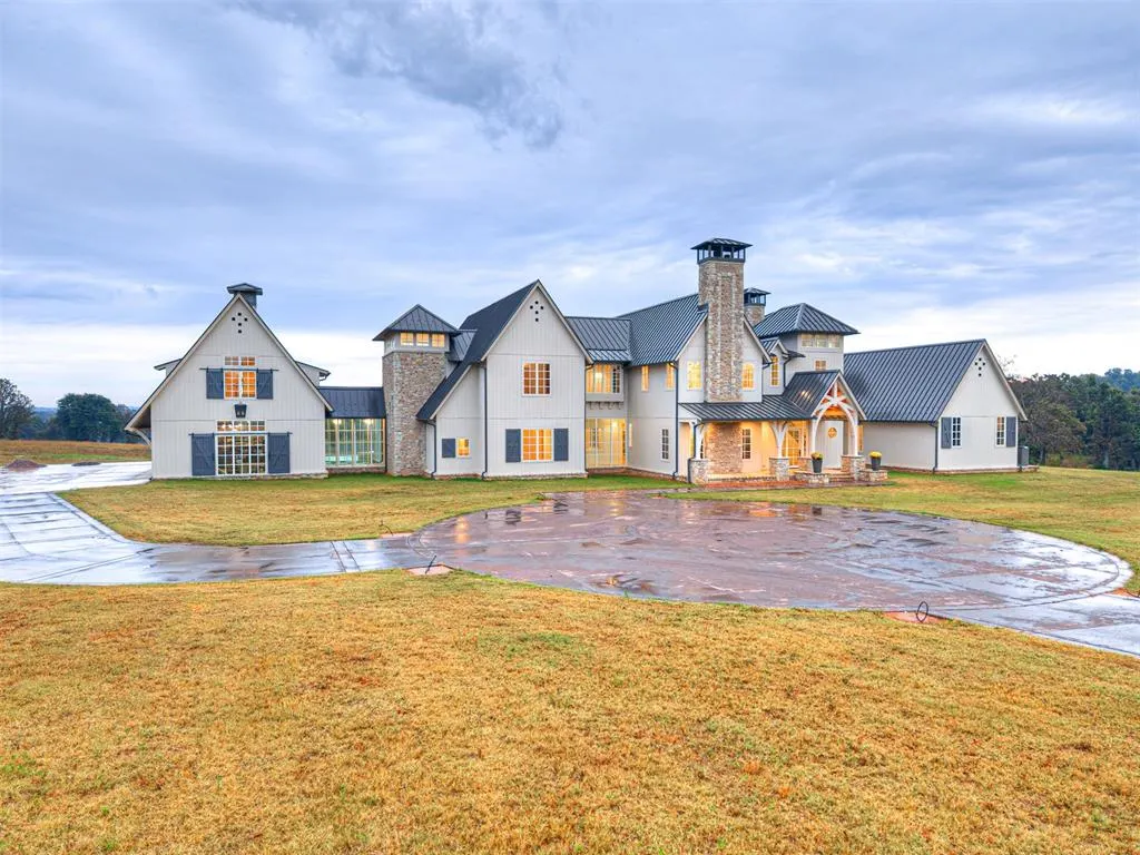 Front exterior — 24250 N Post Road, Arcadia, OK 73007
