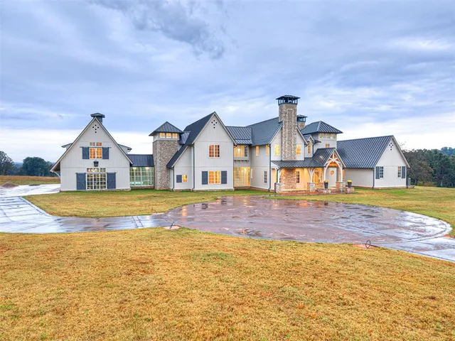Front exterior — 24250 N Post Road, Arcadia, OK 73007