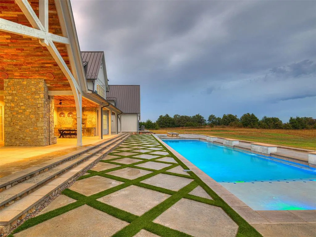 Photo 15 — 24250 N Post Road, Arcadia, OK 73007
