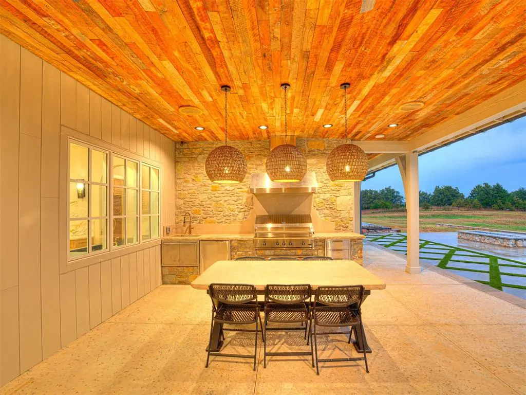 Photo 16 — 24250 N Post Road, Arcadia, OK 73007
