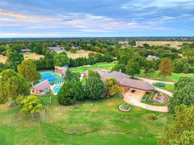 Photo 6 — 2605 Oakcrest Drive, Edmond, OK 73012
