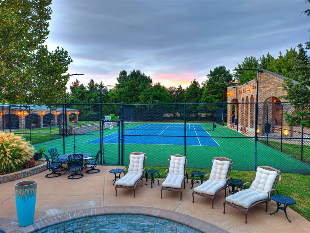 Photo 17 — 2605 Oakcrest Drive, Edmond, OK 73012