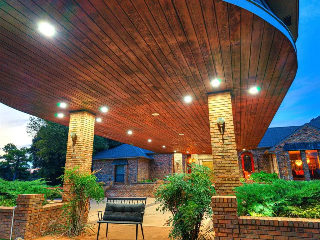 Photo 26 — 2605 Oakcrest Drive, Edmond, OK 73012