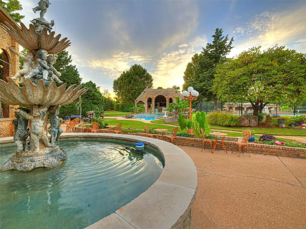 Photo 39 — 2605 Oakcrest Drive, Edmond, OK 73012