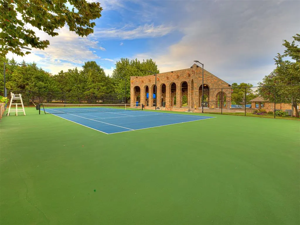 Photo 34 — 2605 Oakcrest Drive, Edmond, OK 73012