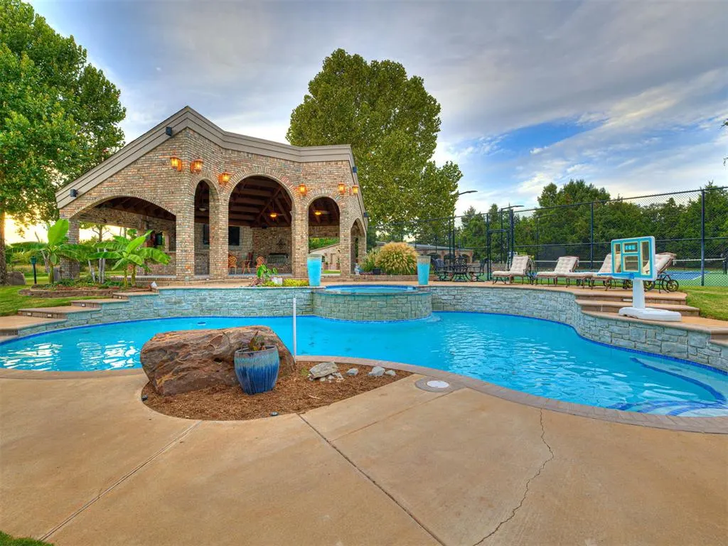 Photo 37 — 2605 Oakcrest Drive, Edmond, OK 73012