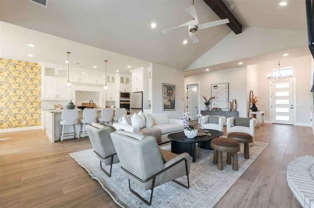Photo 12 — 364 Saint Claire Drive Drive, Edmond, OK 73025