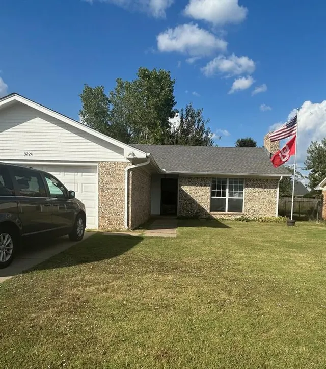 Front exterior — 3224 W Montana Avenue, Chickasha, OK 73018