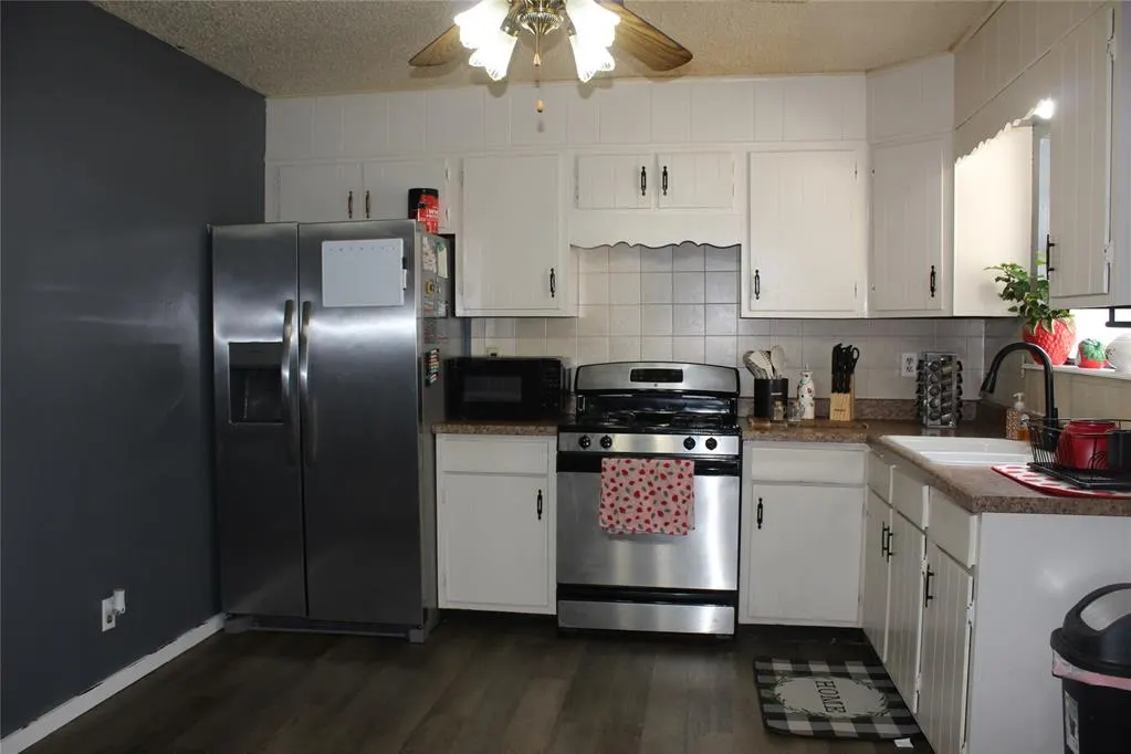 Photo 2 — 606 N Cedar Avenue, Stroud, OK 74079